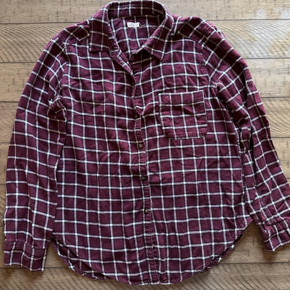 Hollister Burgundy Plaid Long Sleeve Shirt